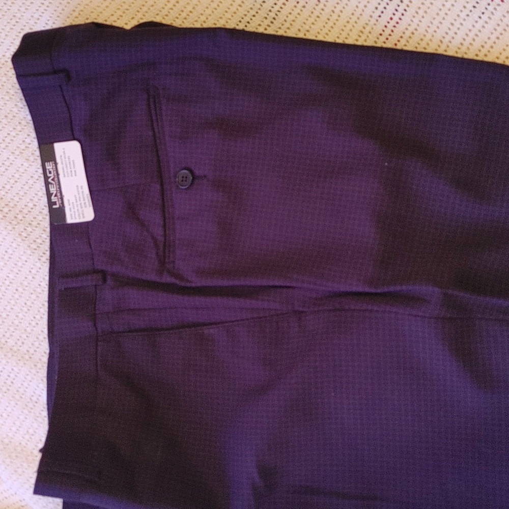 Pants suit